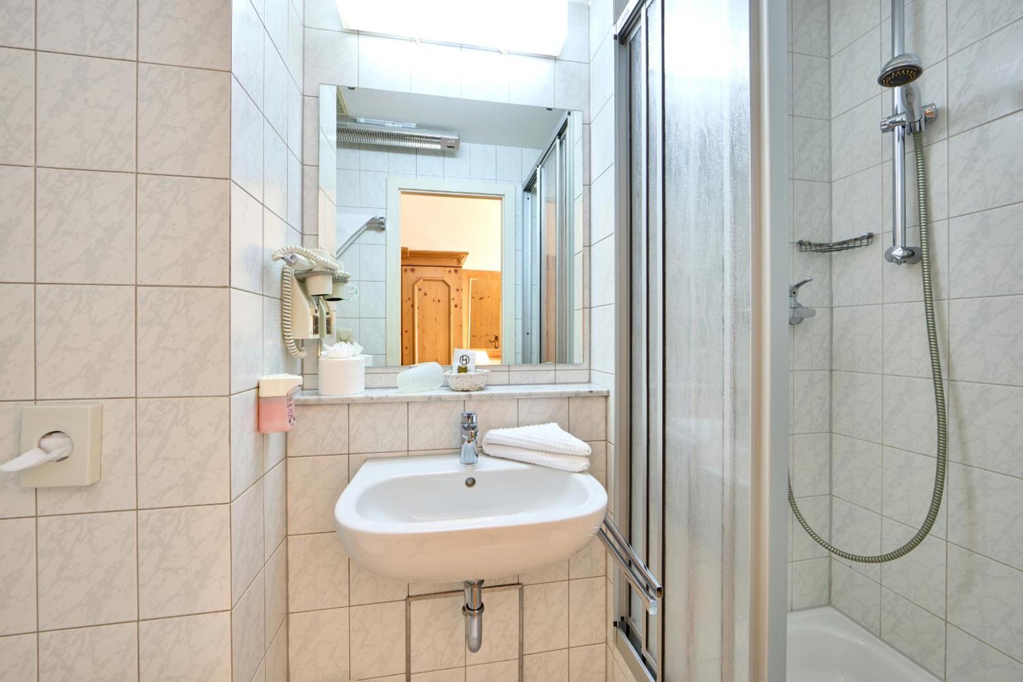 Hotel Drei Mohren 가르미슈파르텐키르헨 객실 사진